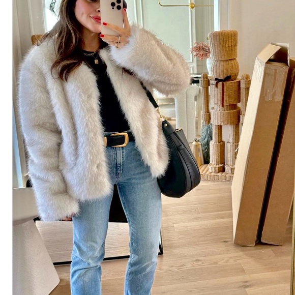 SOLD OUT - Picture 4 of 5